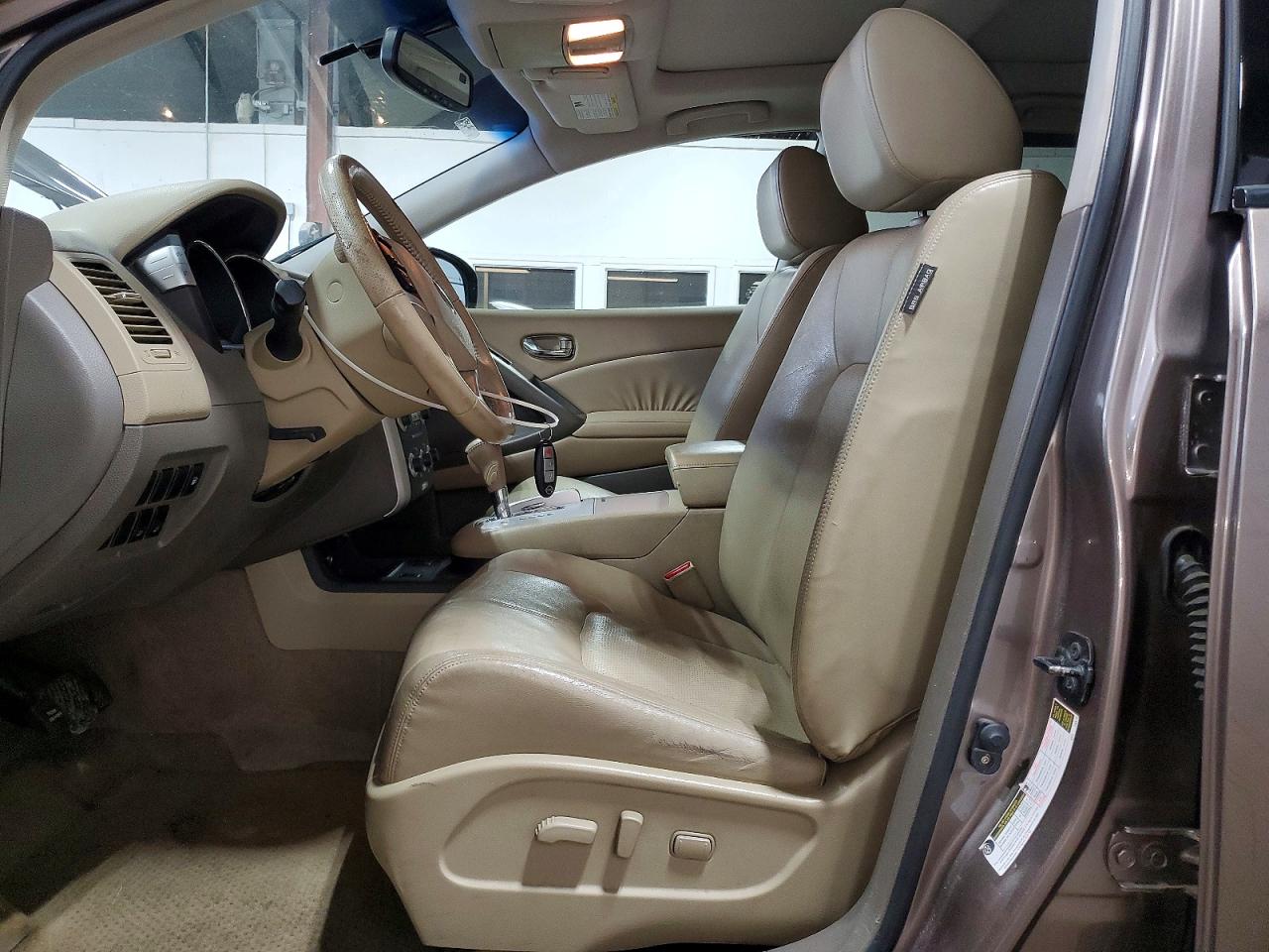 2010 NISSAN MURANO