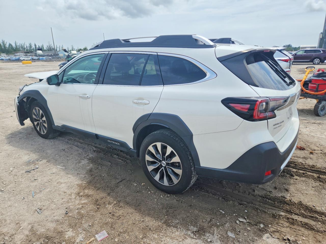 2023 SUBARU OUTBACK