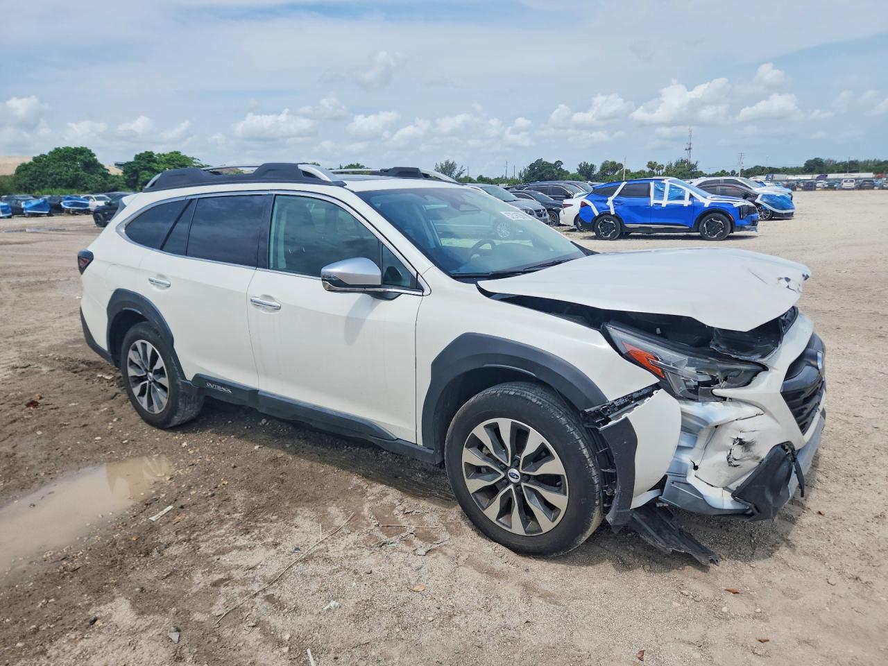 2023 SUBARU OUTBACK
