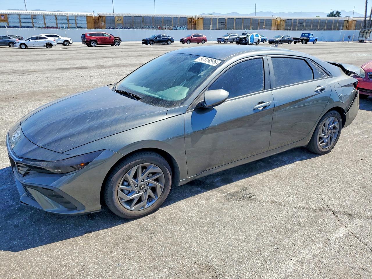 2024 HYUNDAI ELANTRA