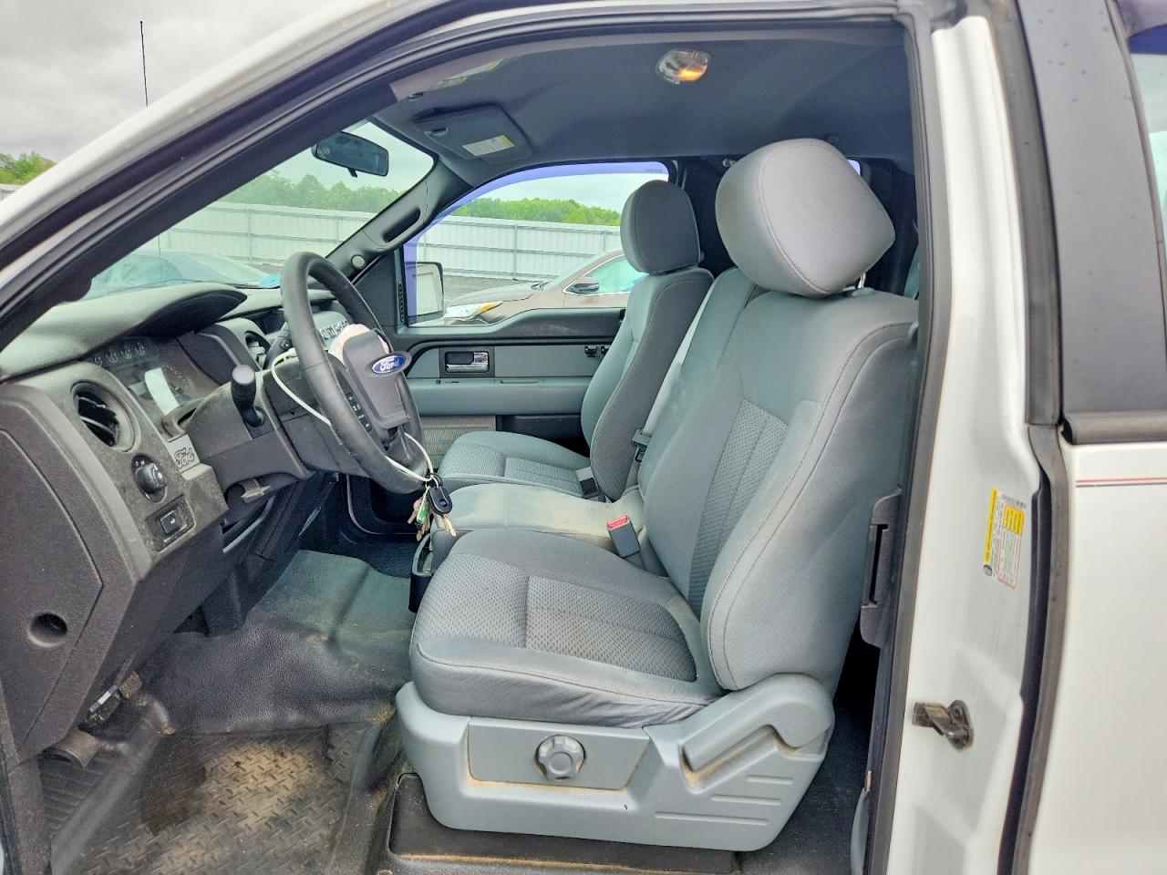 2012 FORD F150