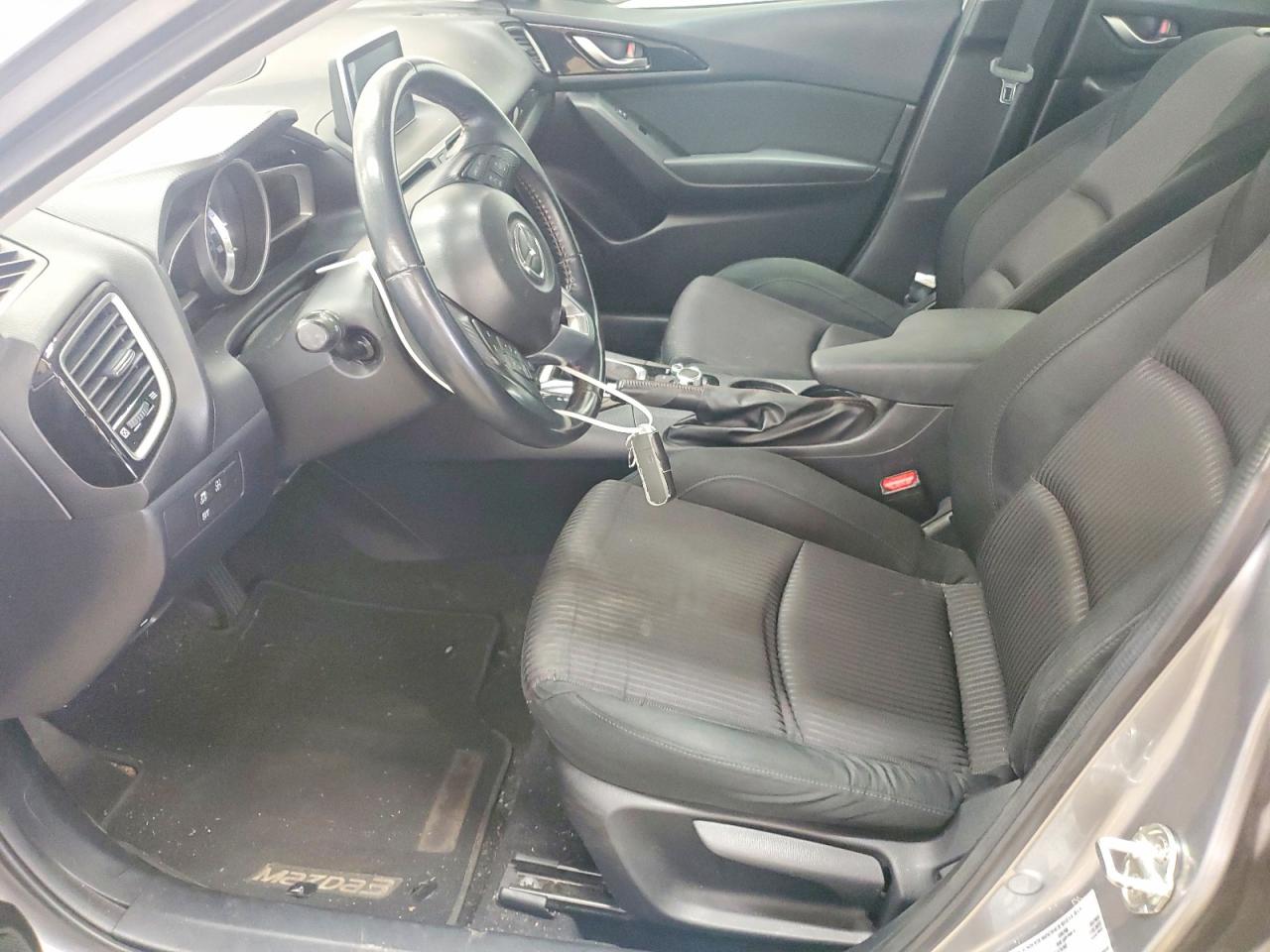 2015 MAZDA 3