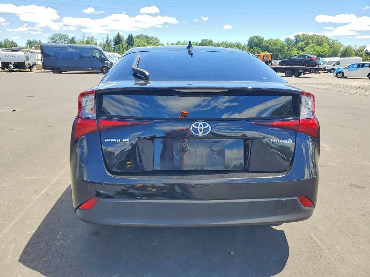 2022 TOYOTA PRIUS