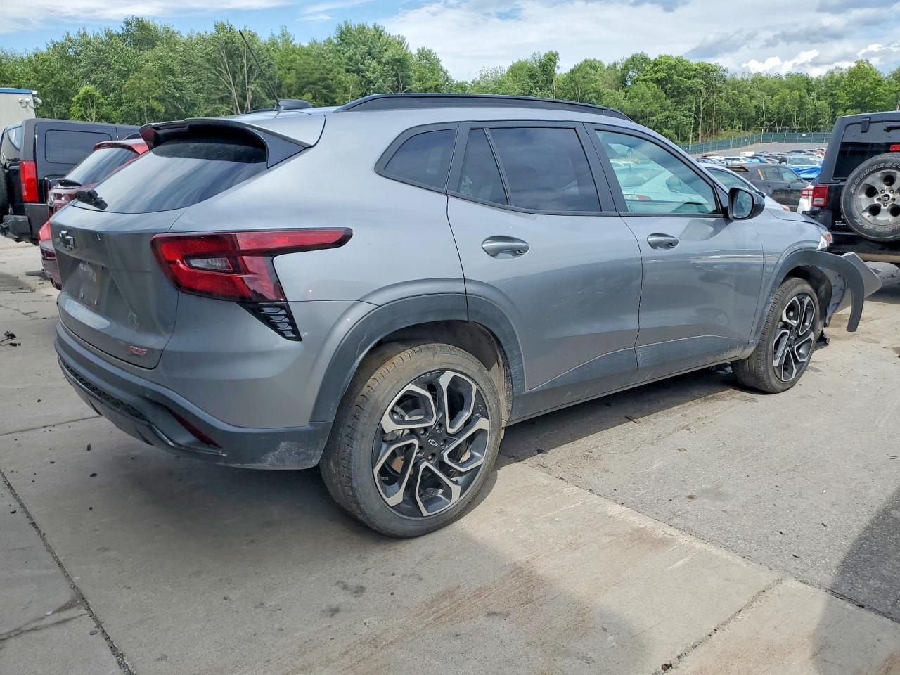 2025 CHEVROLET TRAX