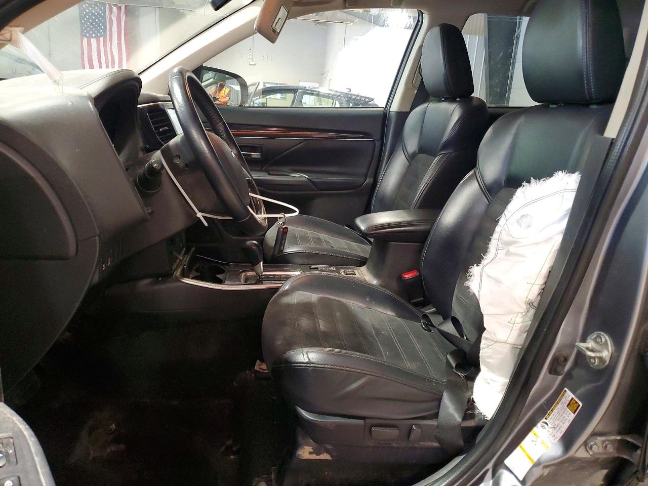 2020 MITSUBISHI OUTLANDER