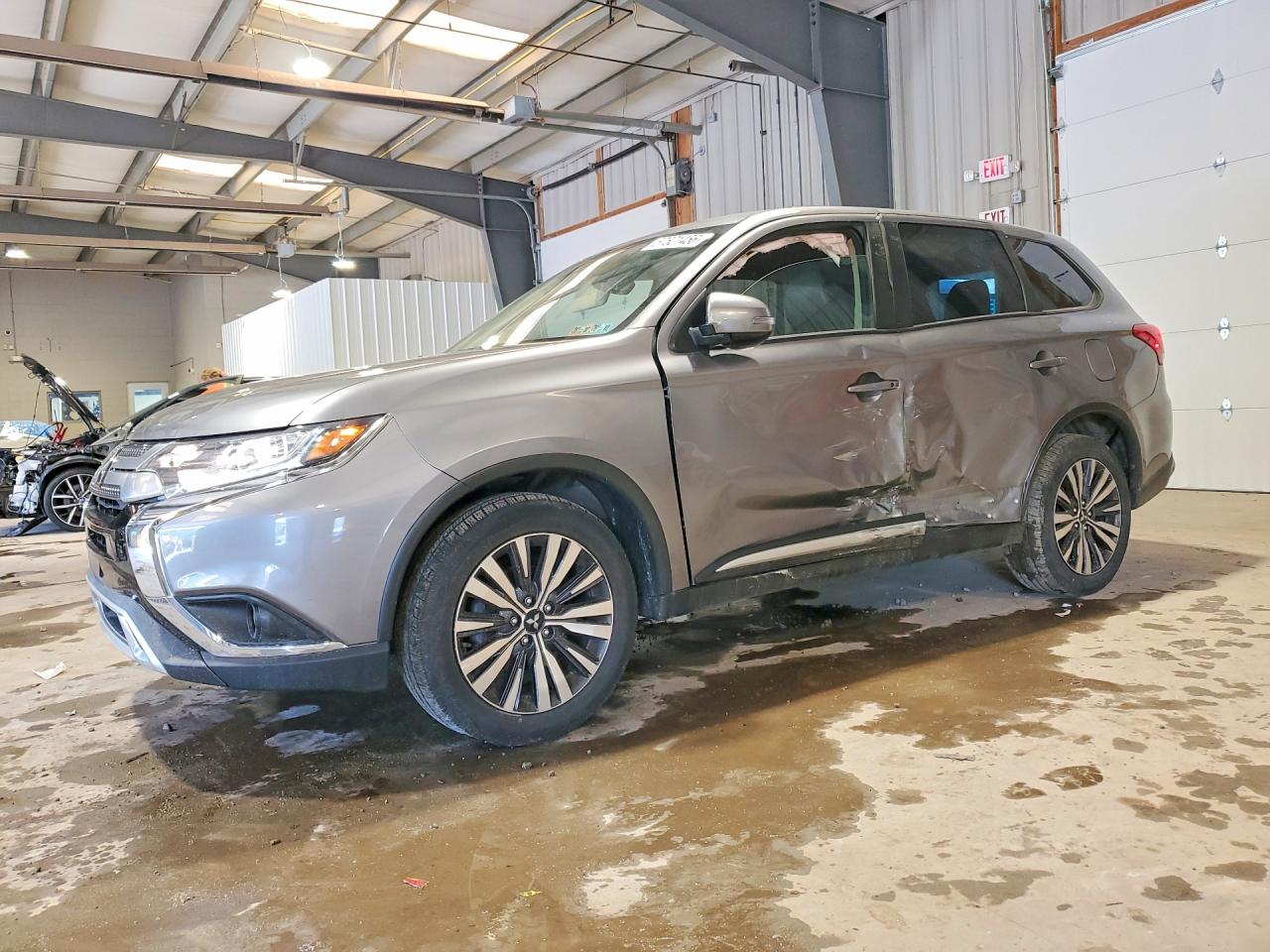 2020 MITSUBISHI OUTLANDER