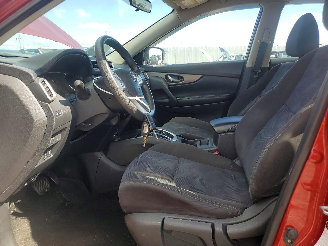 2015 NISSAN ROGUE