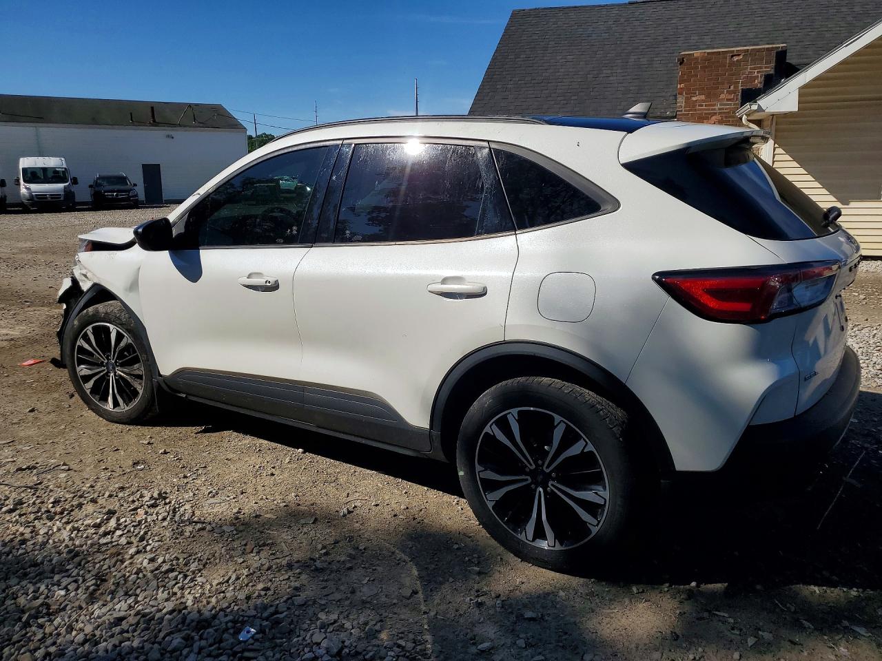2022 FORD ESCAPE