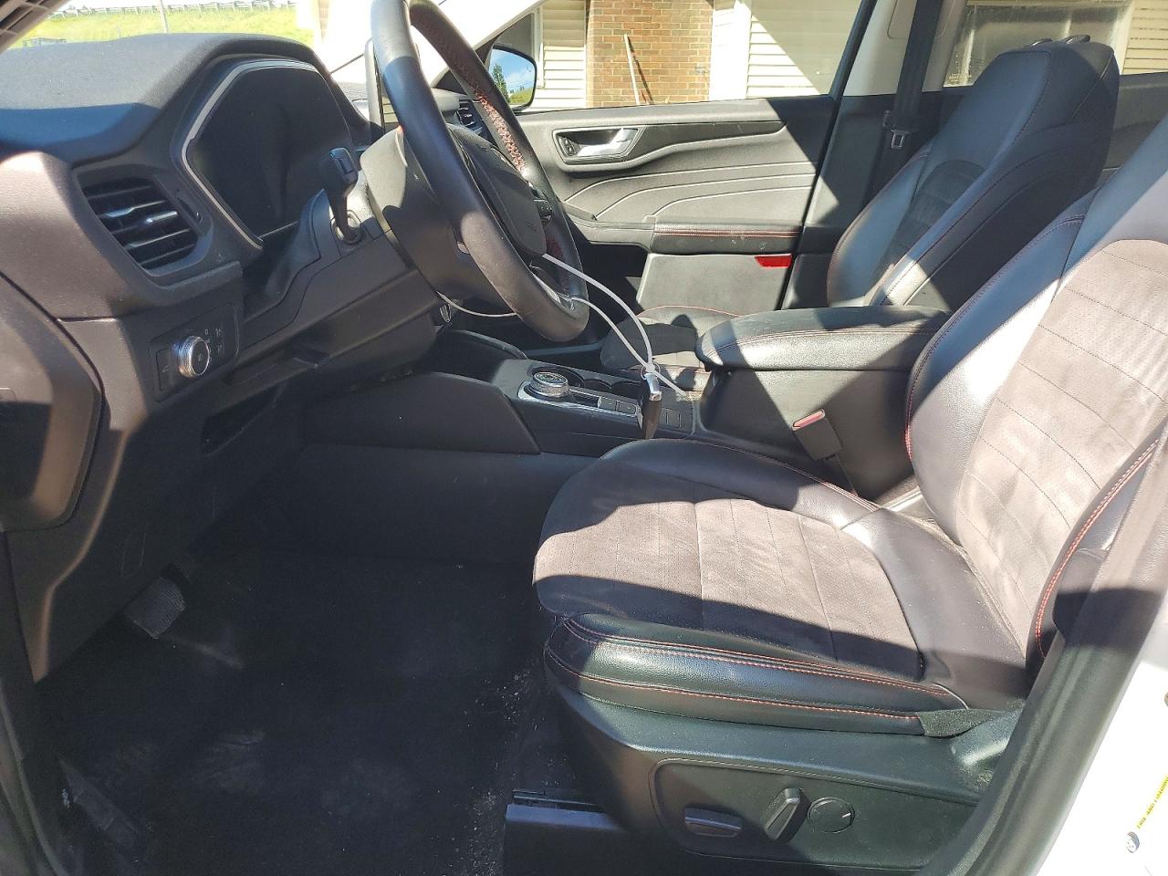 2022 FORD ESCAPE