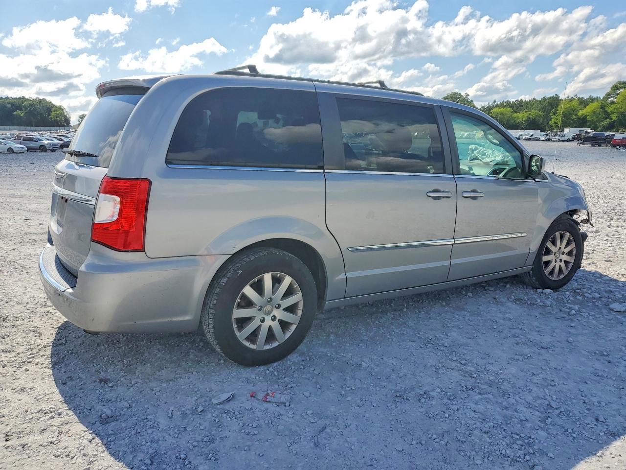 2016 CHRYSLER MINIVAN