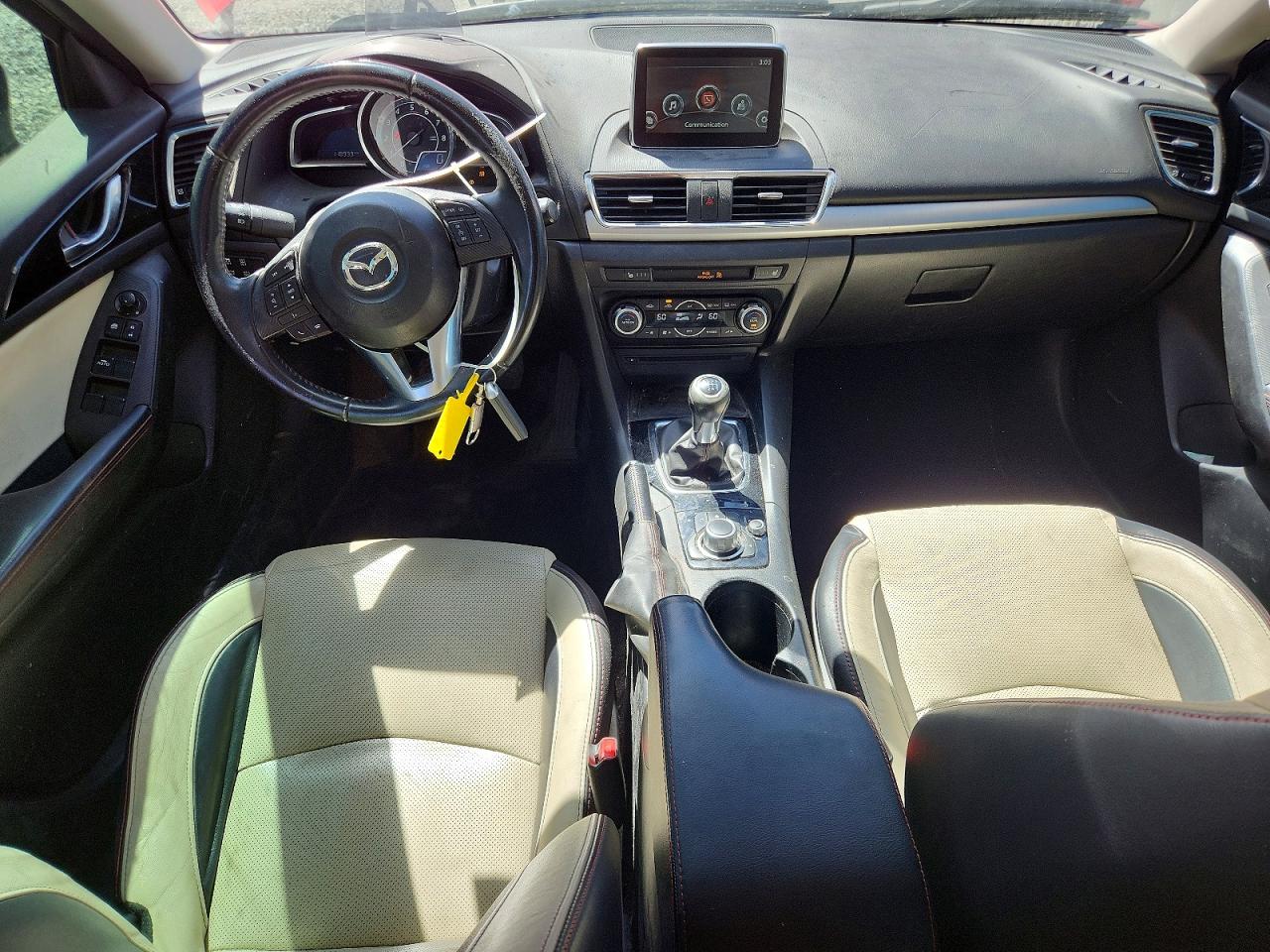 2016 MAZDA 3