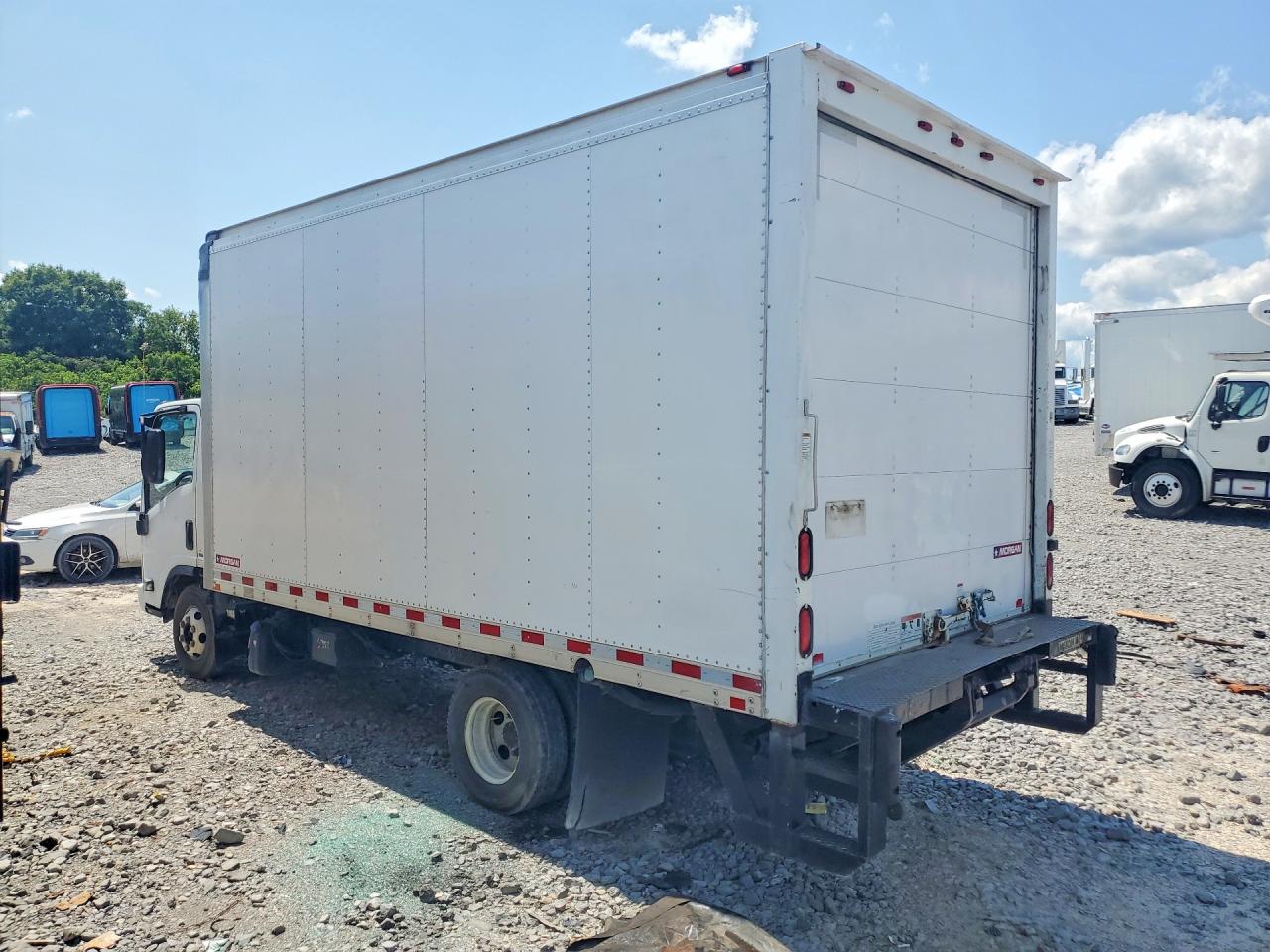2015 ISUZU NPR