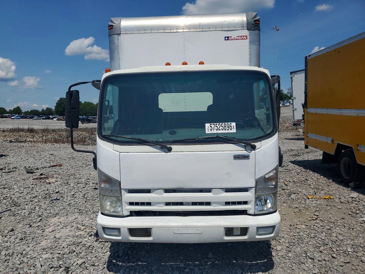2015 ISUZU NPR