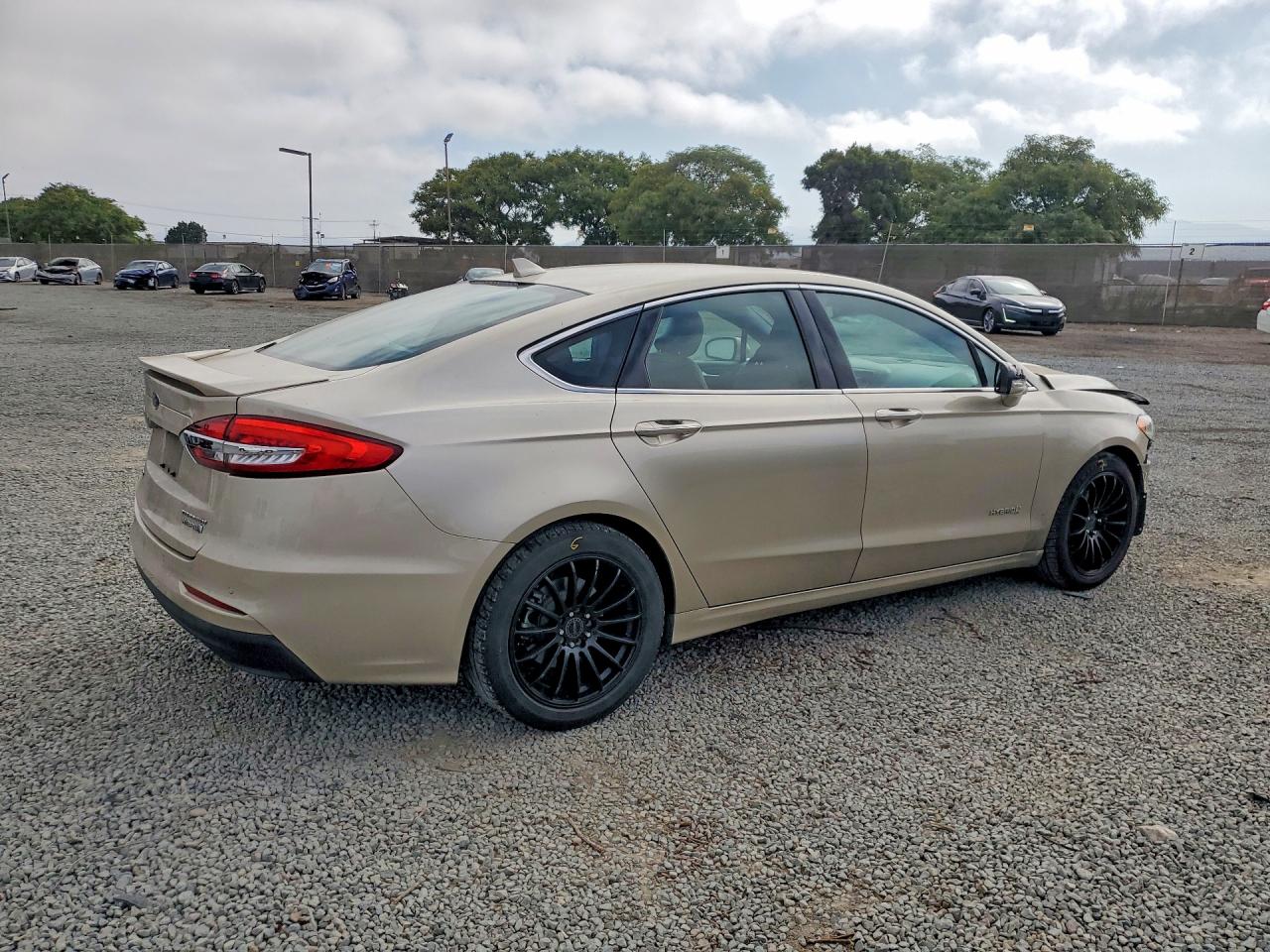 2019 FORD FUSION