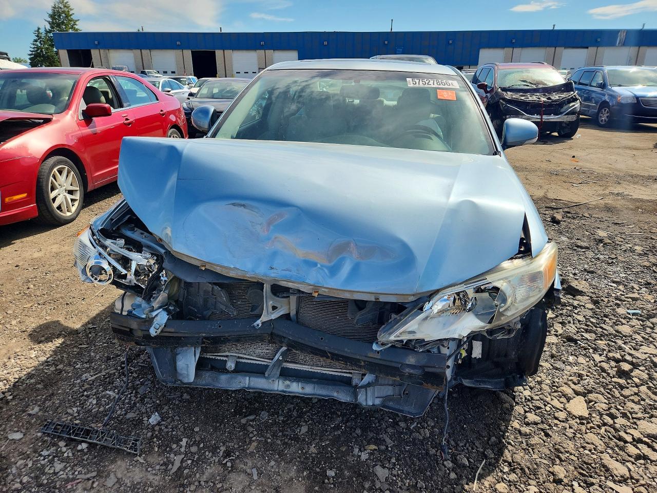 2011 TOYOTA AVALON