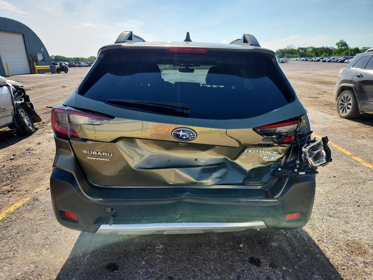 2023 SUBARU OUTBACK