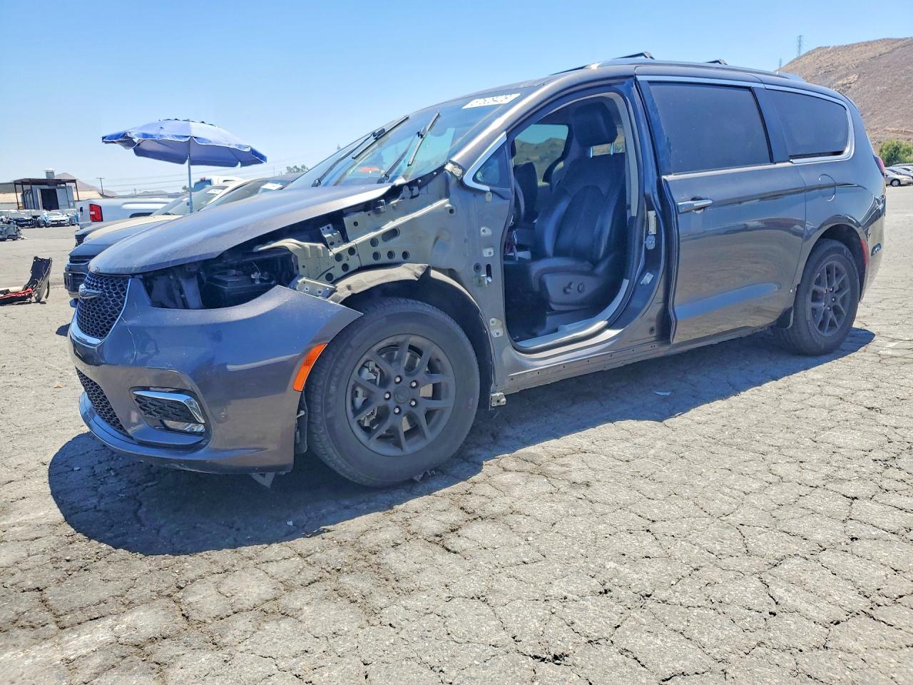 2021 CHRYSLER PACIFICA