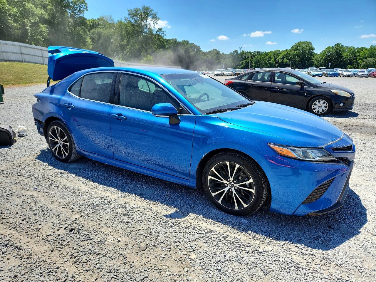 2018 TOYOTA CAMRY
