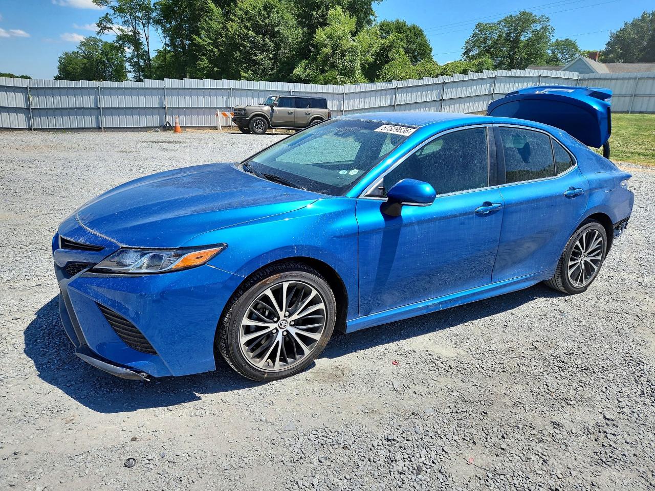 2018 TOYOTA CAMRY