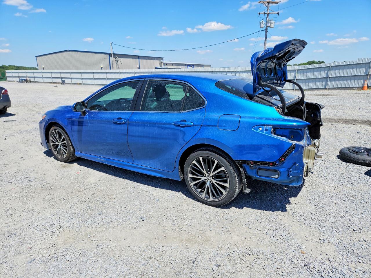 2018 TOYOTA CAMRY