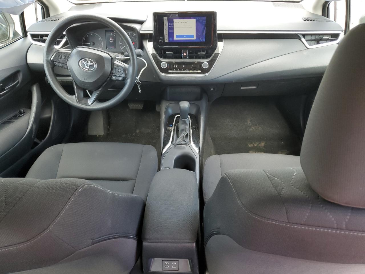 2025 TOYOTA COROLLA
