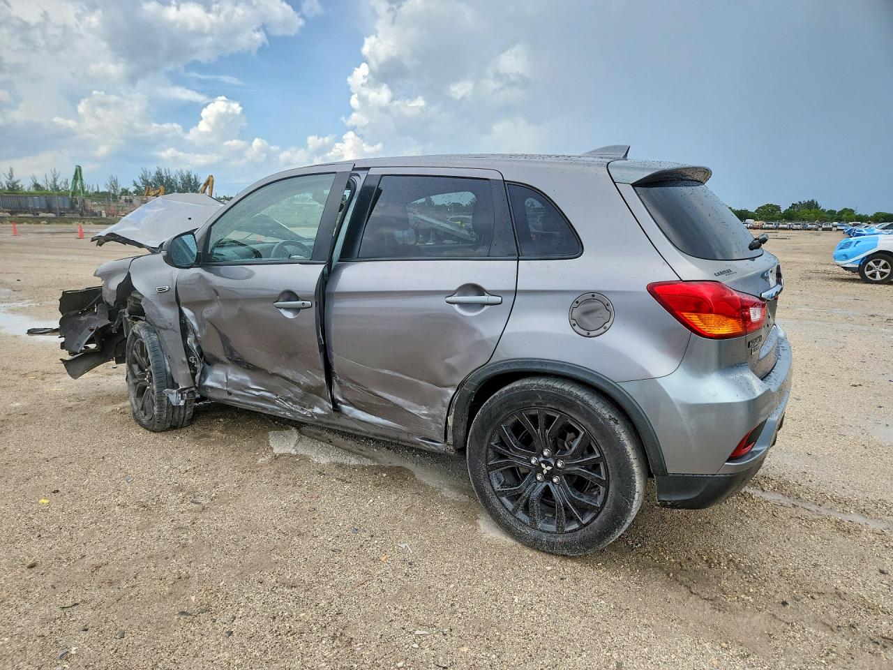2019 MITSUBISHI OUTLANDER