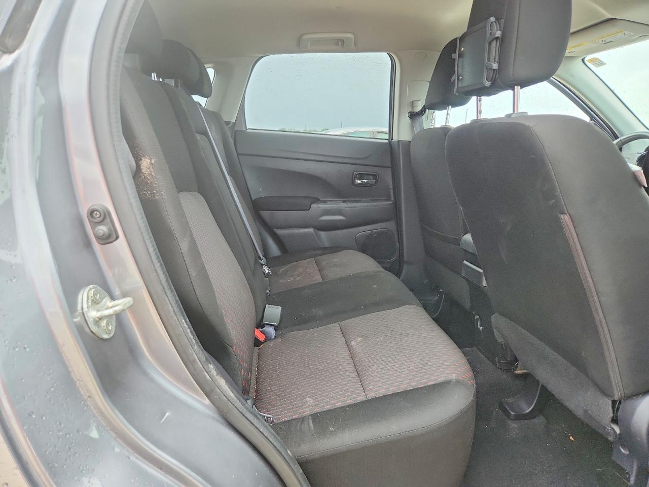 2019 MITSUBISHI OUTLANDER