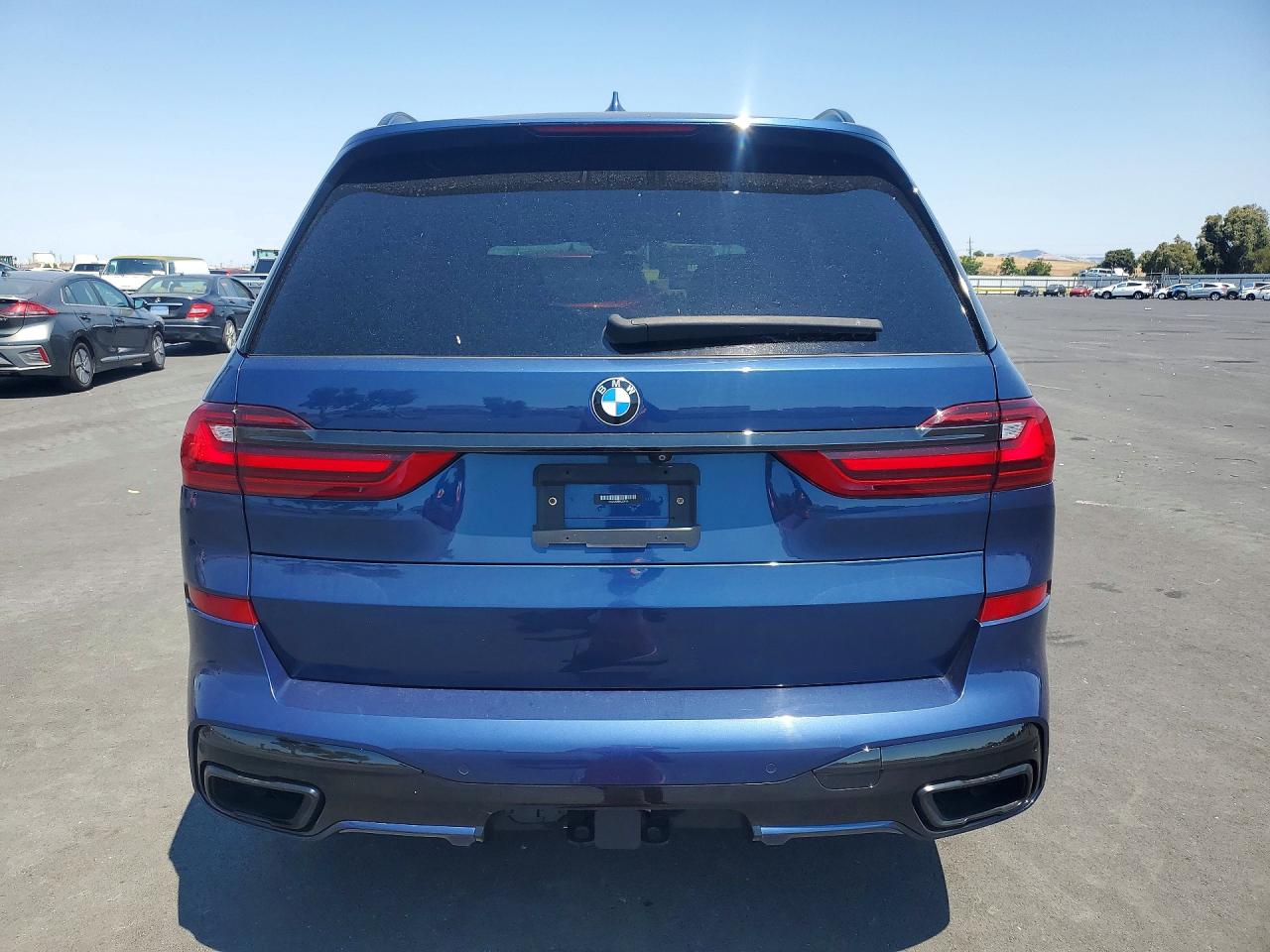 2019 BMW X7