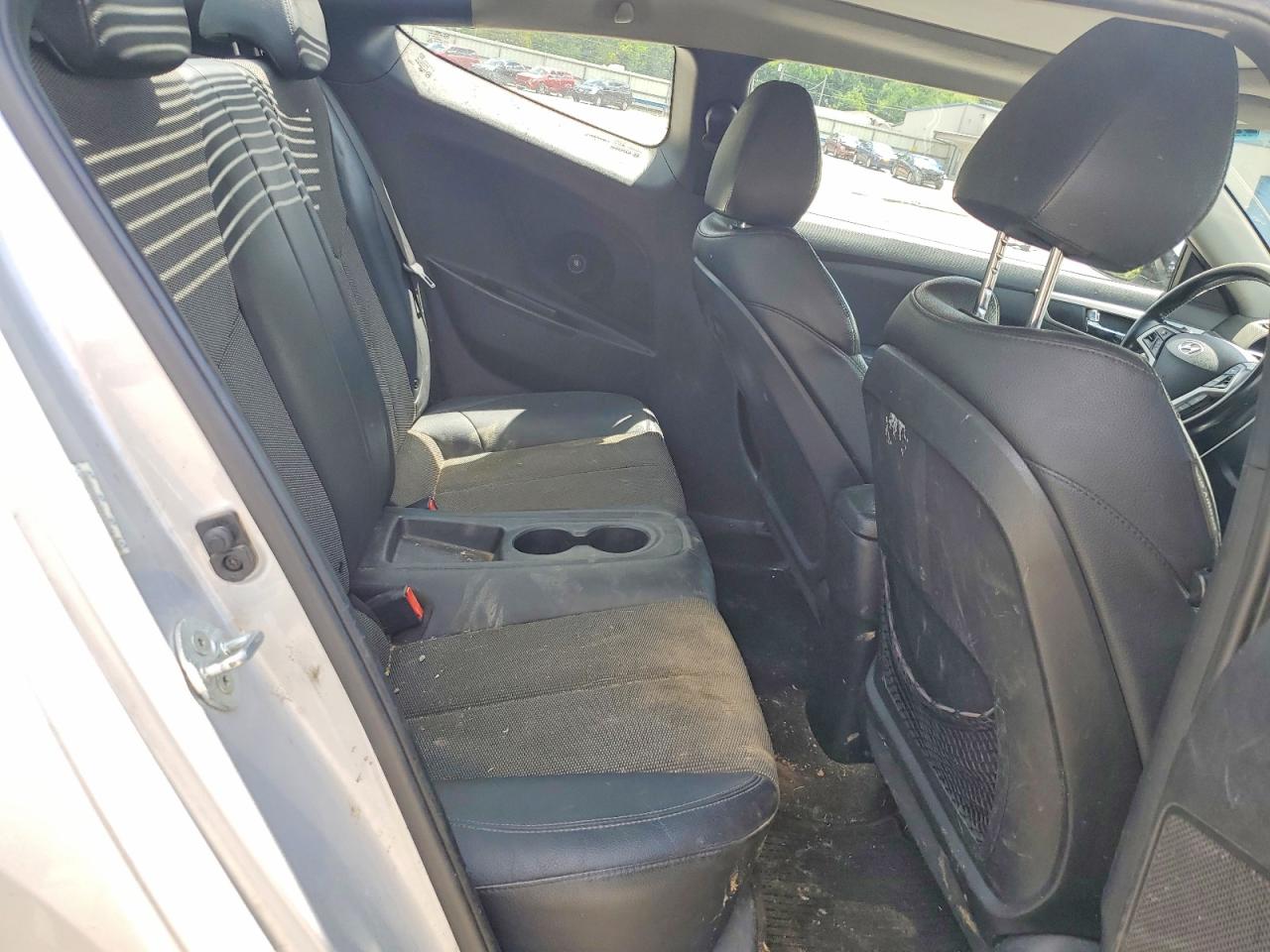 2015 HYUNDAI VELOSTER