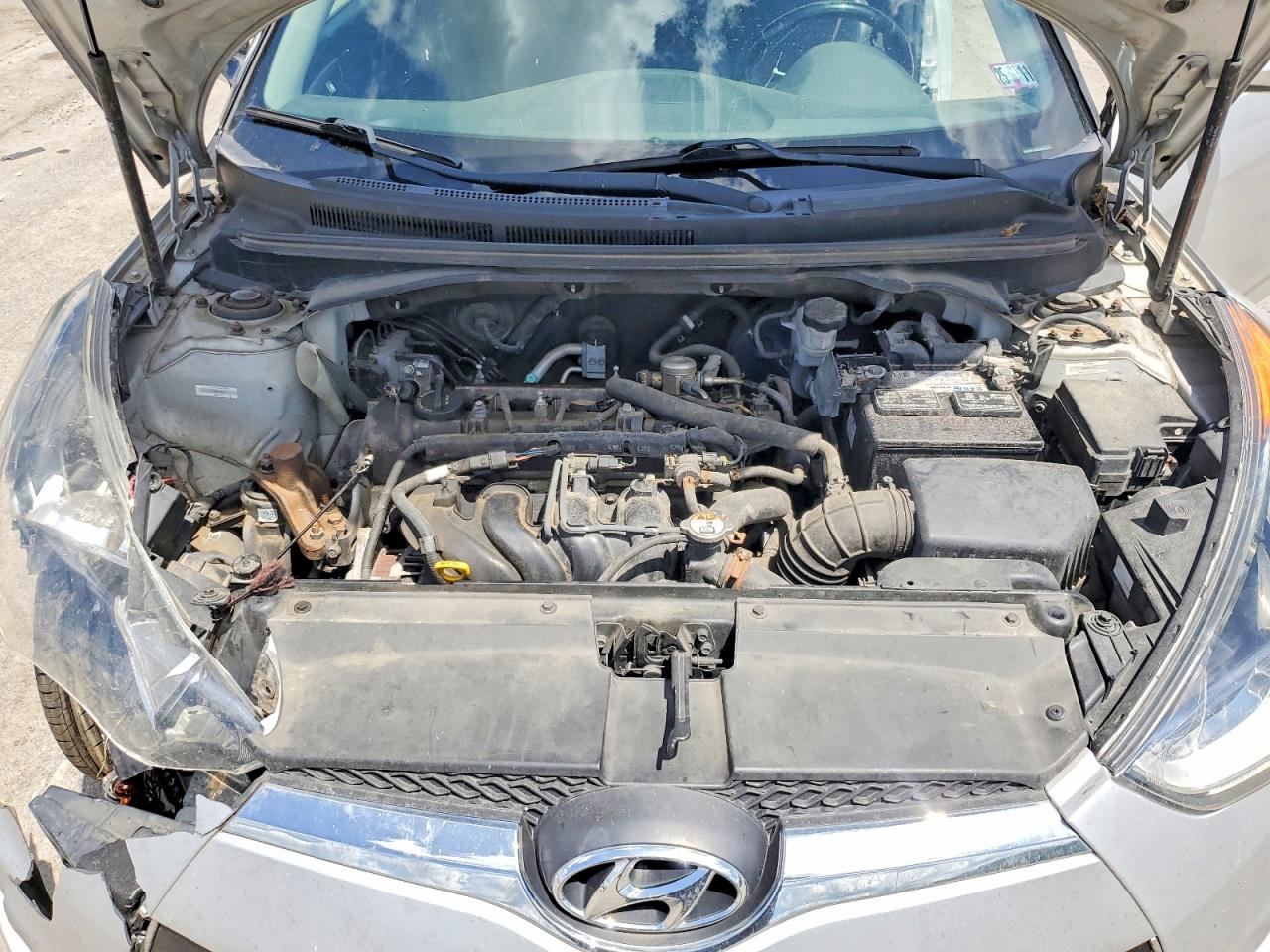 2015 HYUNDAI VELOSTER