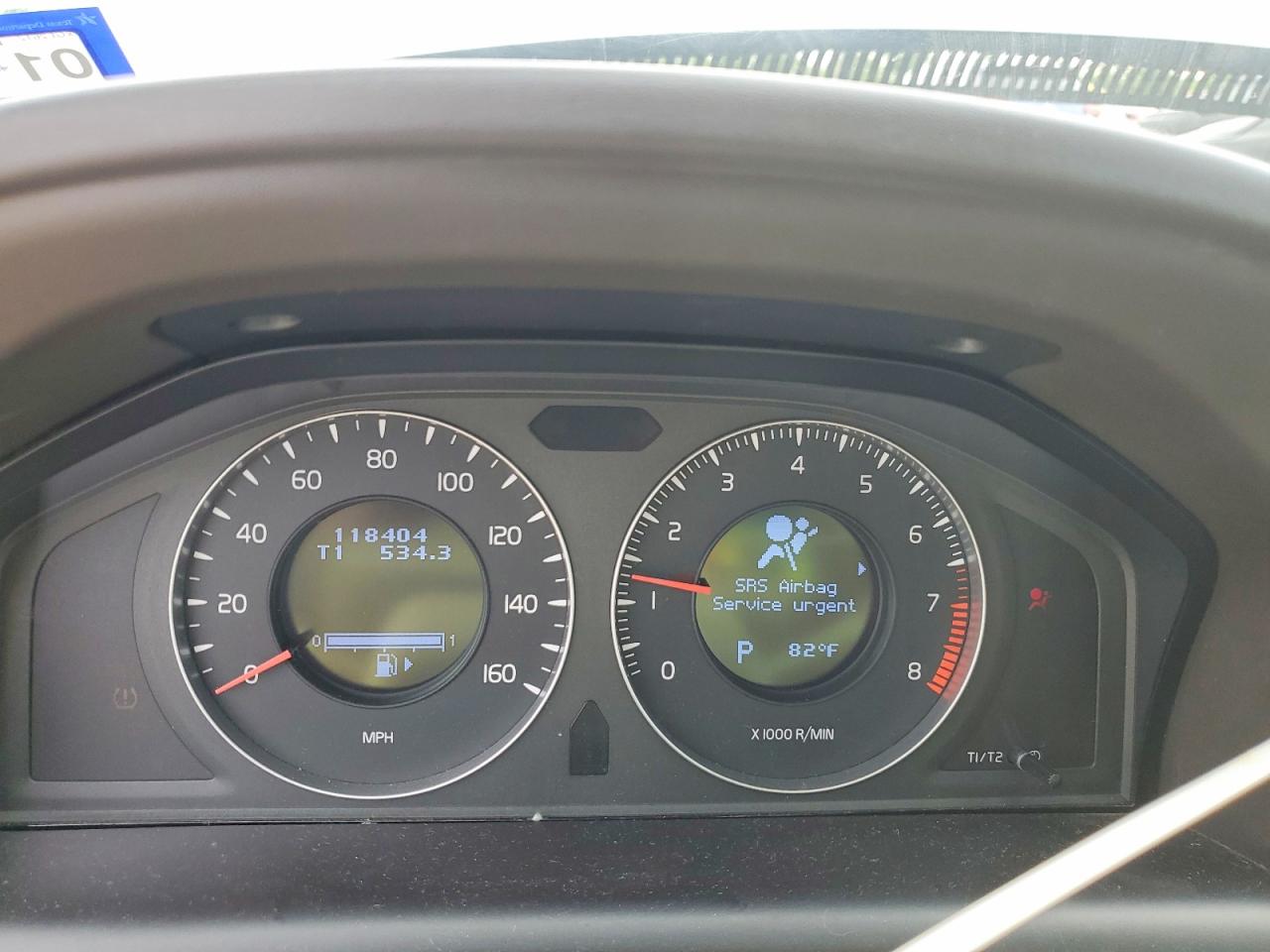 2011 VOLVO XC60