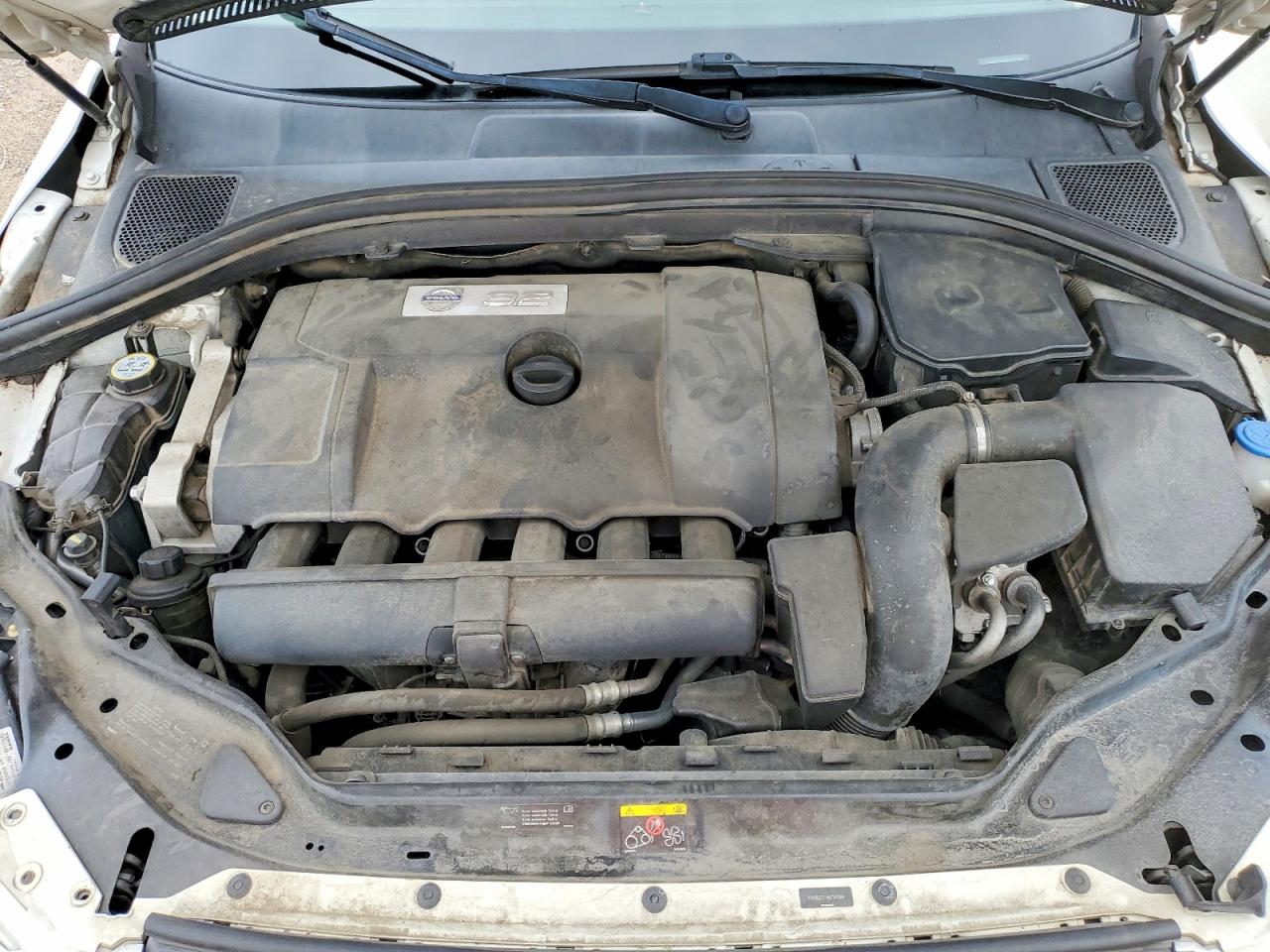 2011 VOLVO XC60