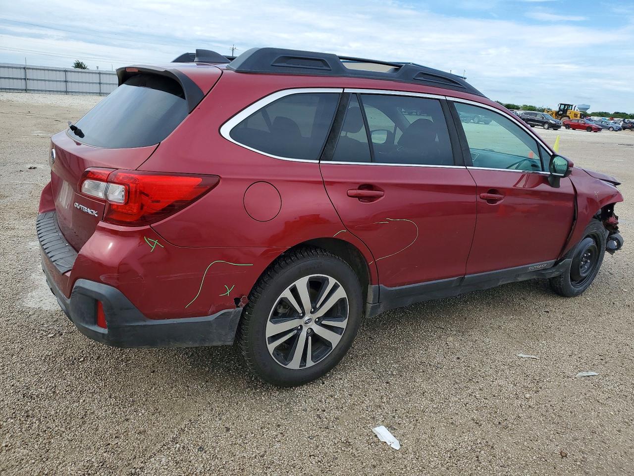 2018 SUBARU OUTBACK