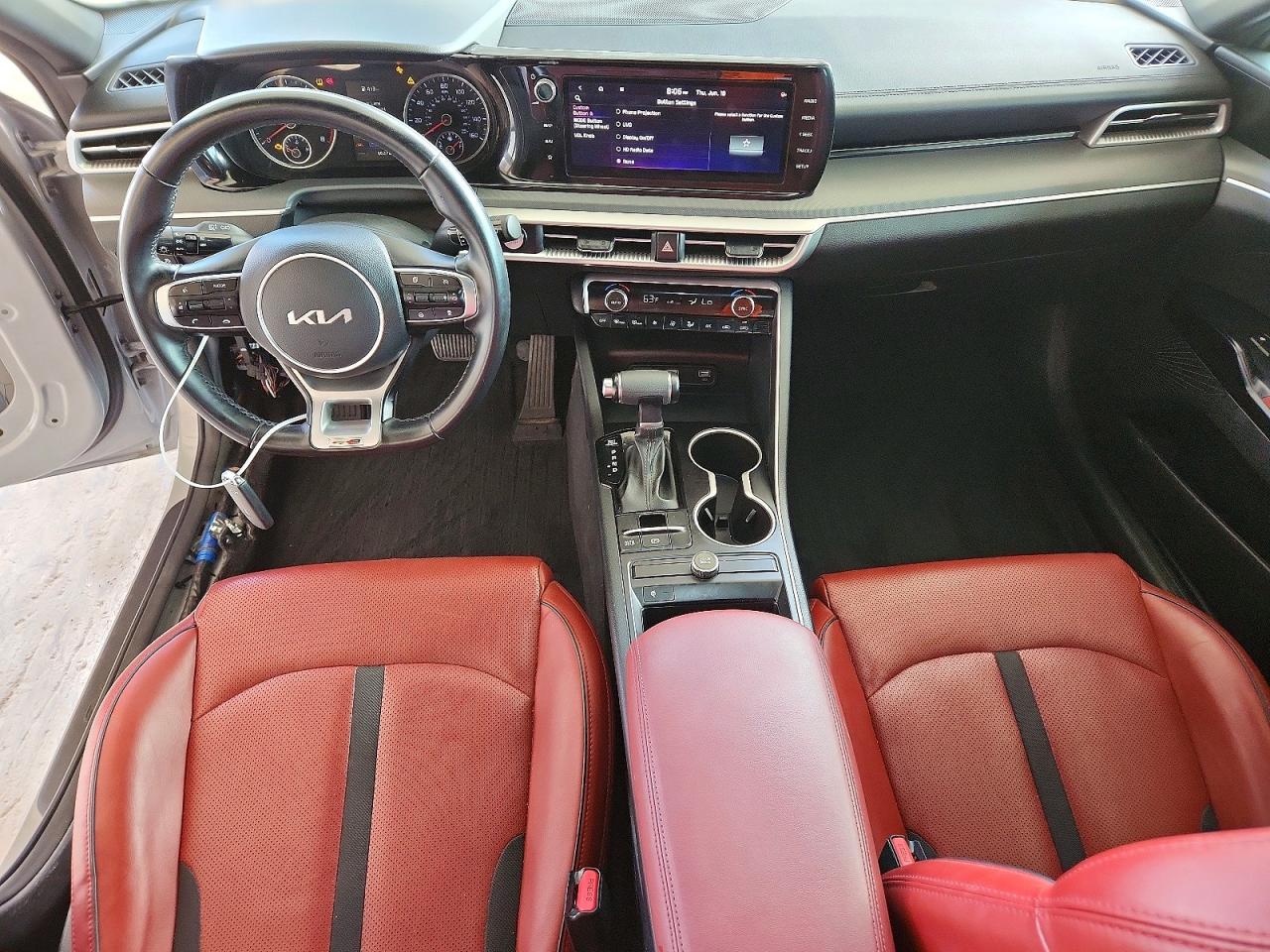 2022 KIA K5