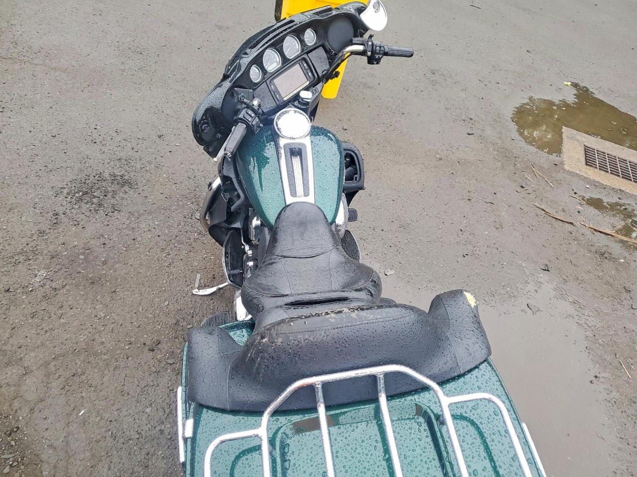 2015 HARLEY-DAVIDSON FL