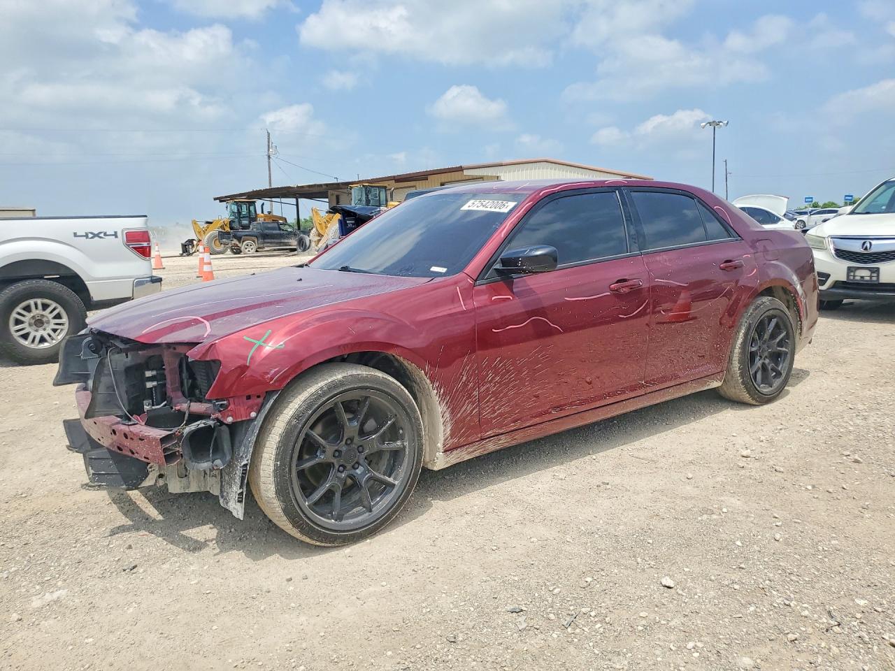 2019 CHRYSLER 300