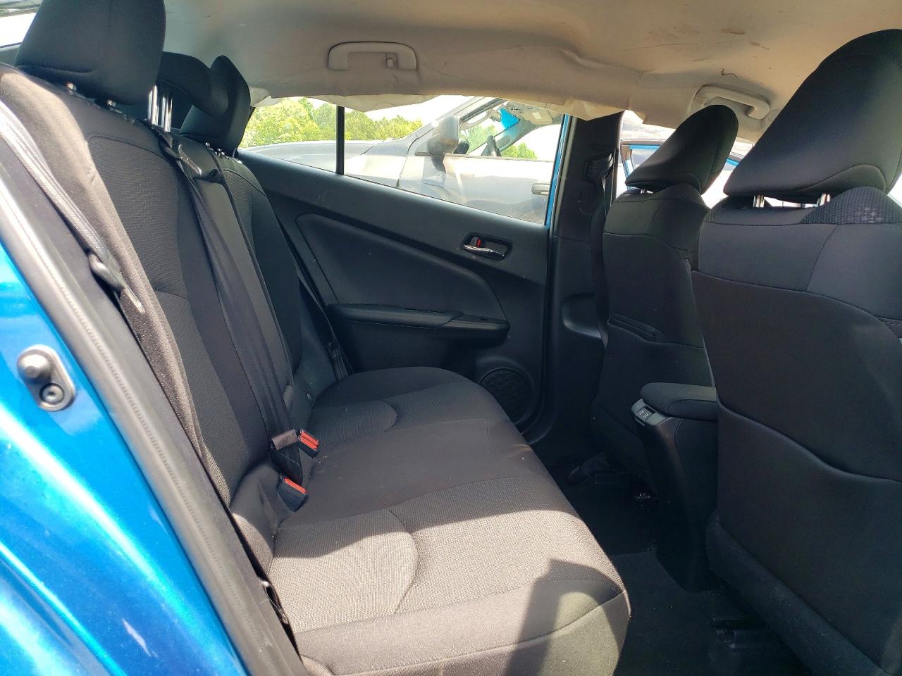 2019 TOYOTA PRIUS LE A