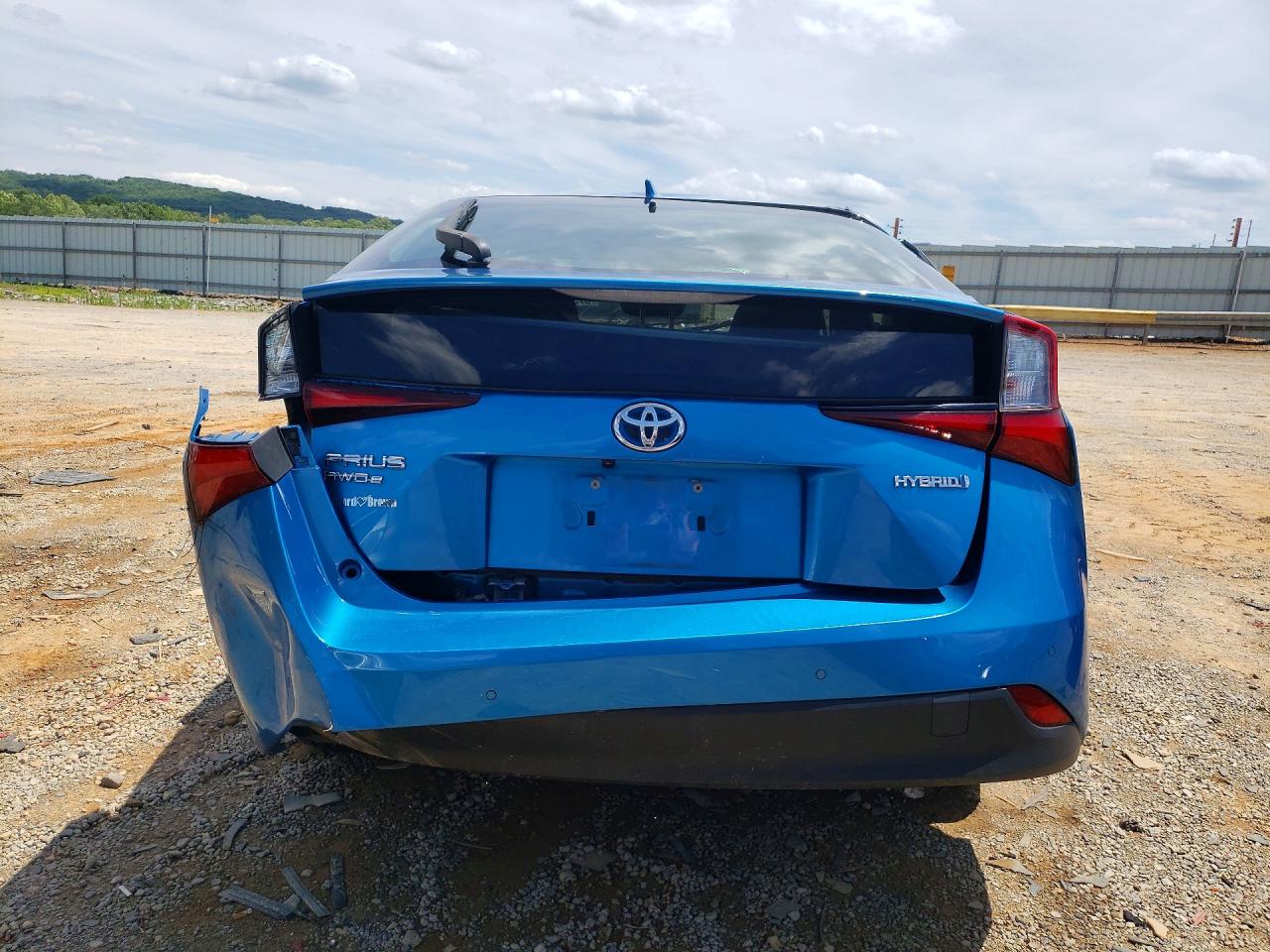 2019 TOYOTA PRIUS LE A
