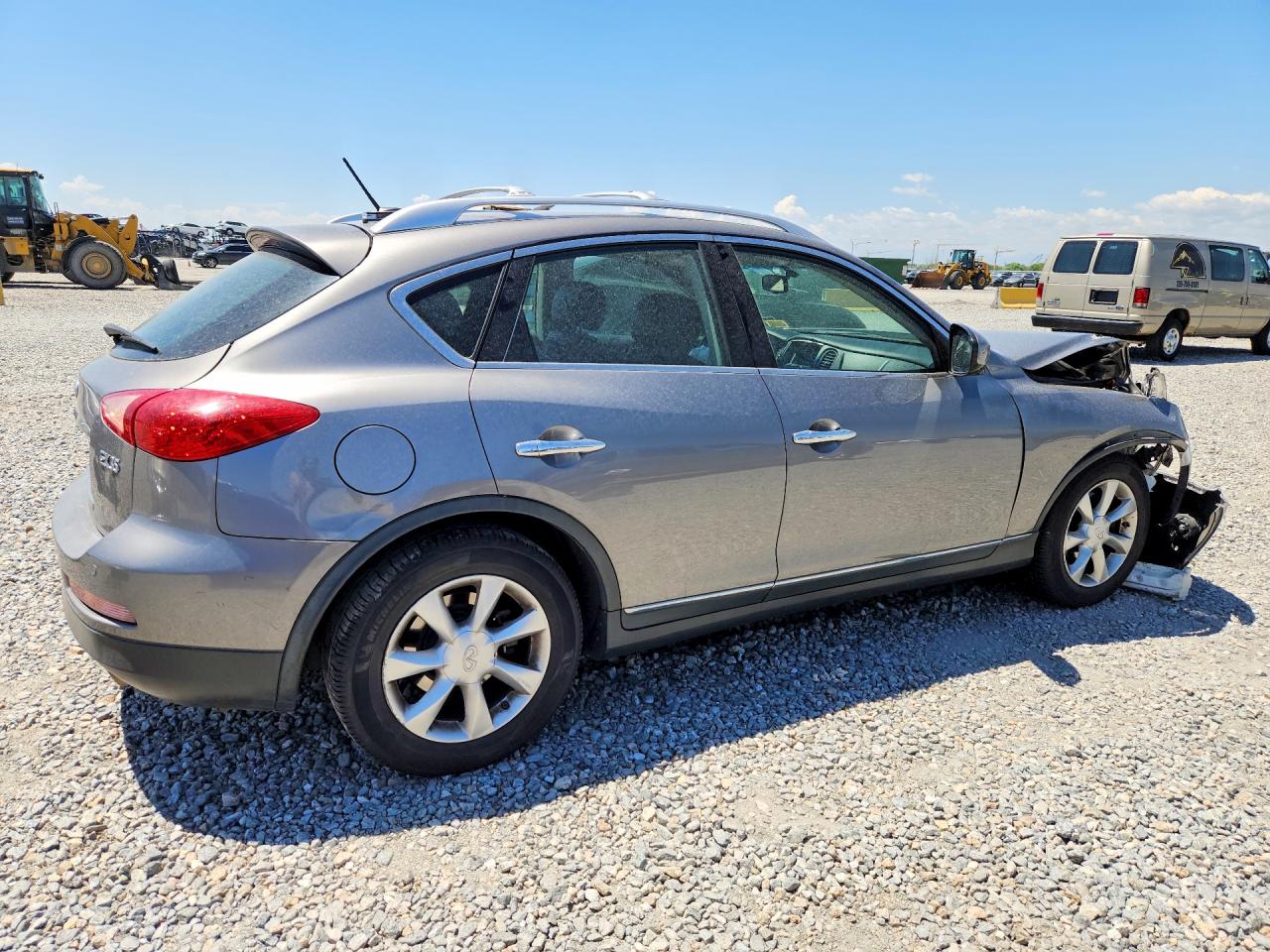 2010 INFINITI EX35