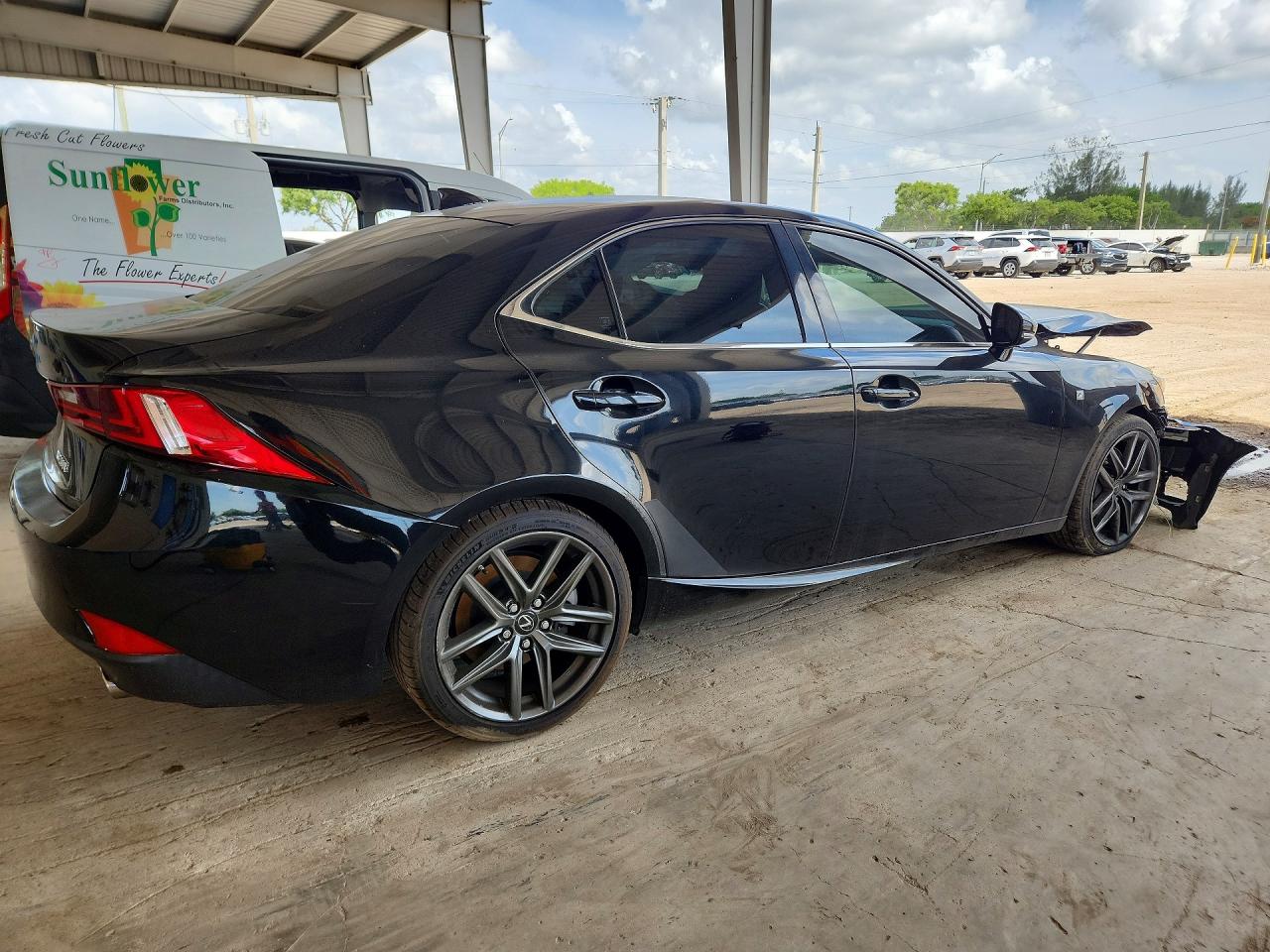 2016 LEXUS IS