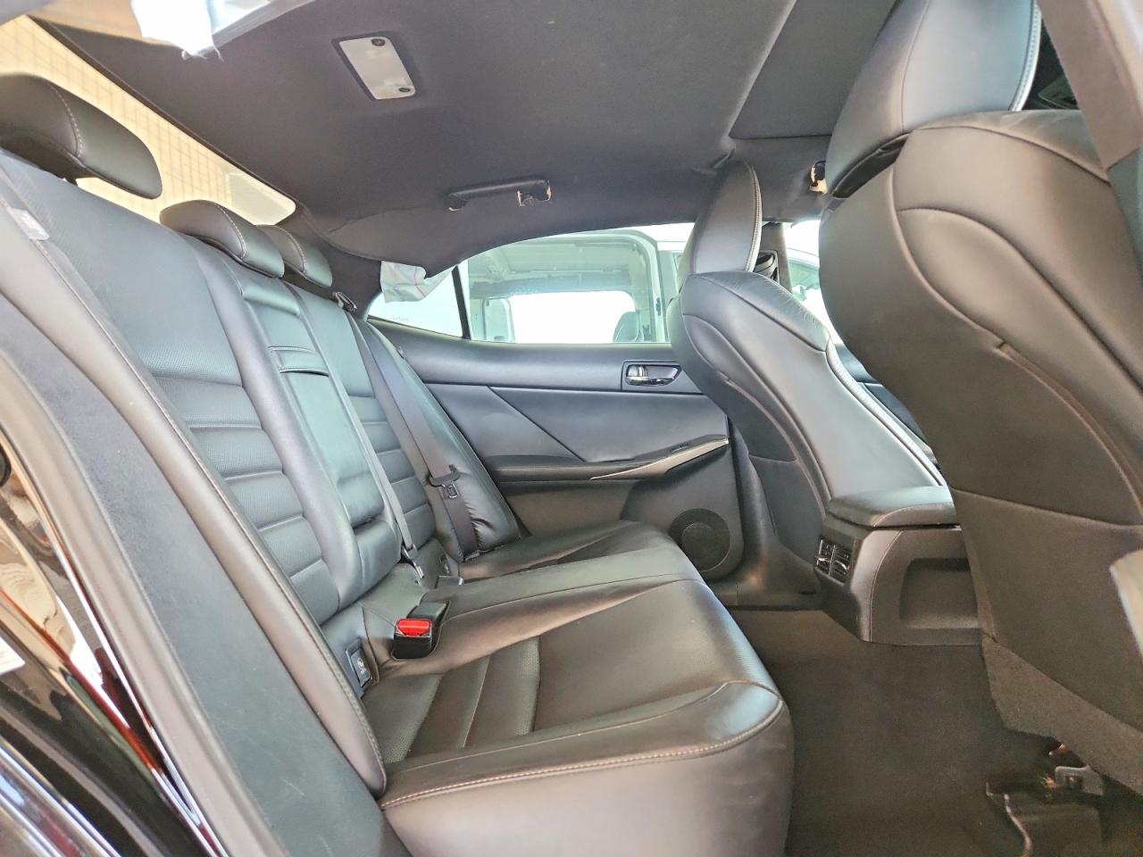 2016 LEXUS IS