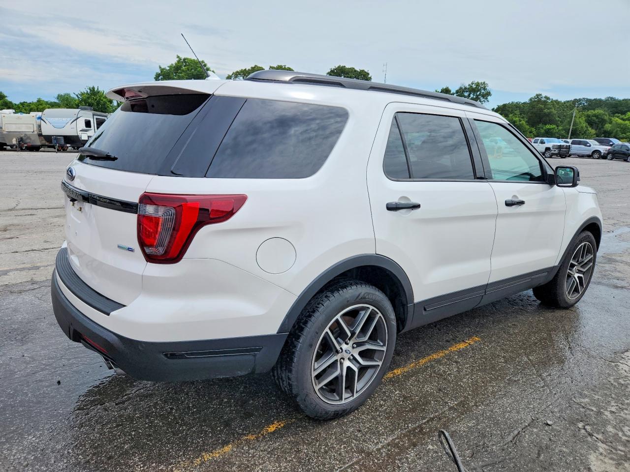 2019 FORD EXPLORER