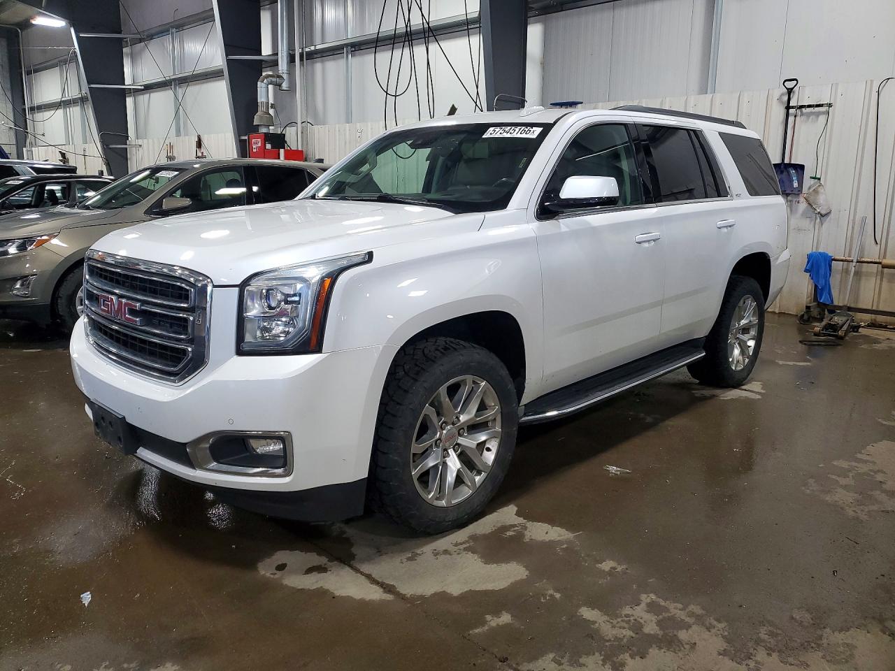 2016 GMC YUKON