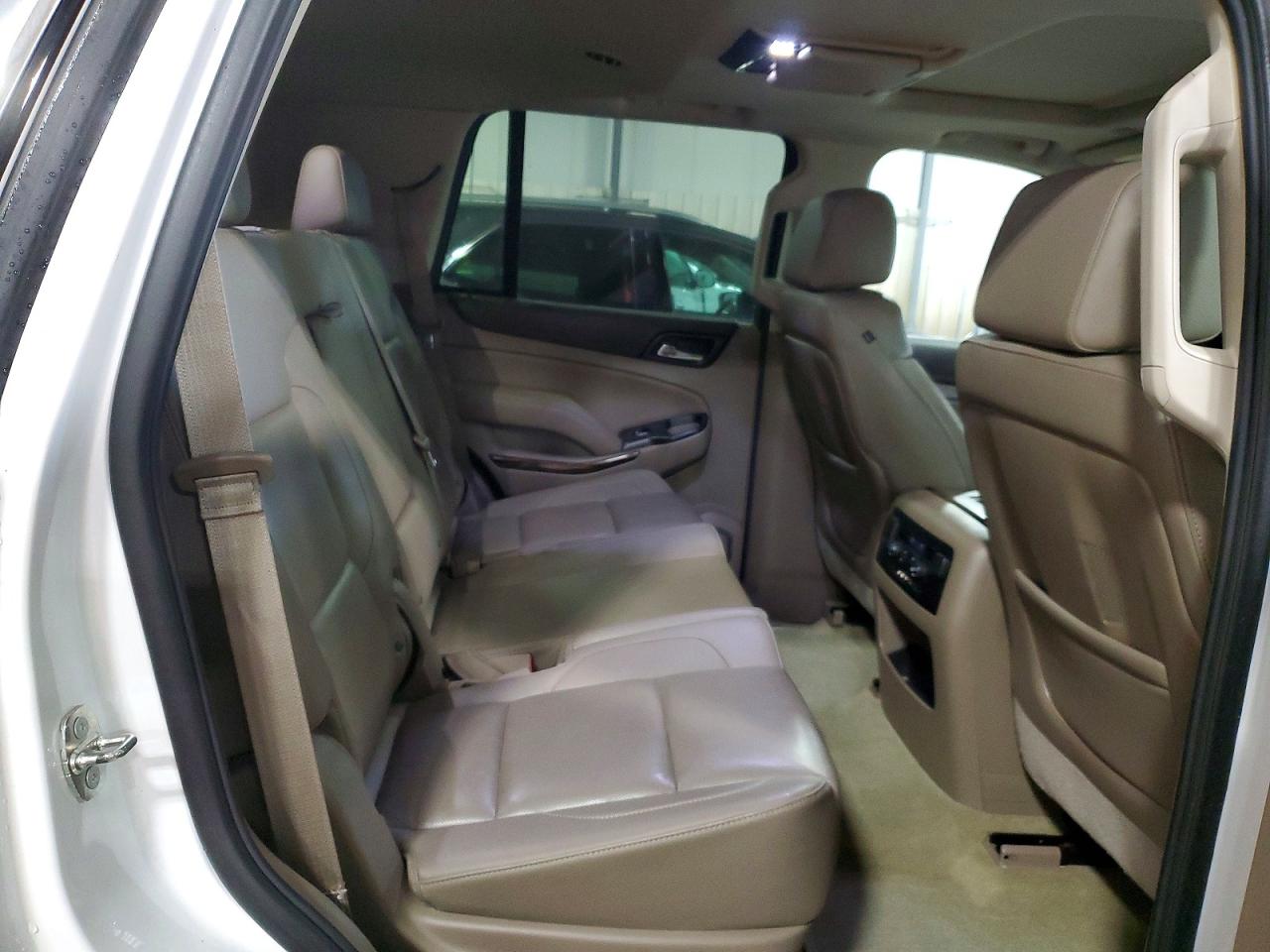 2016 GMC YUKON