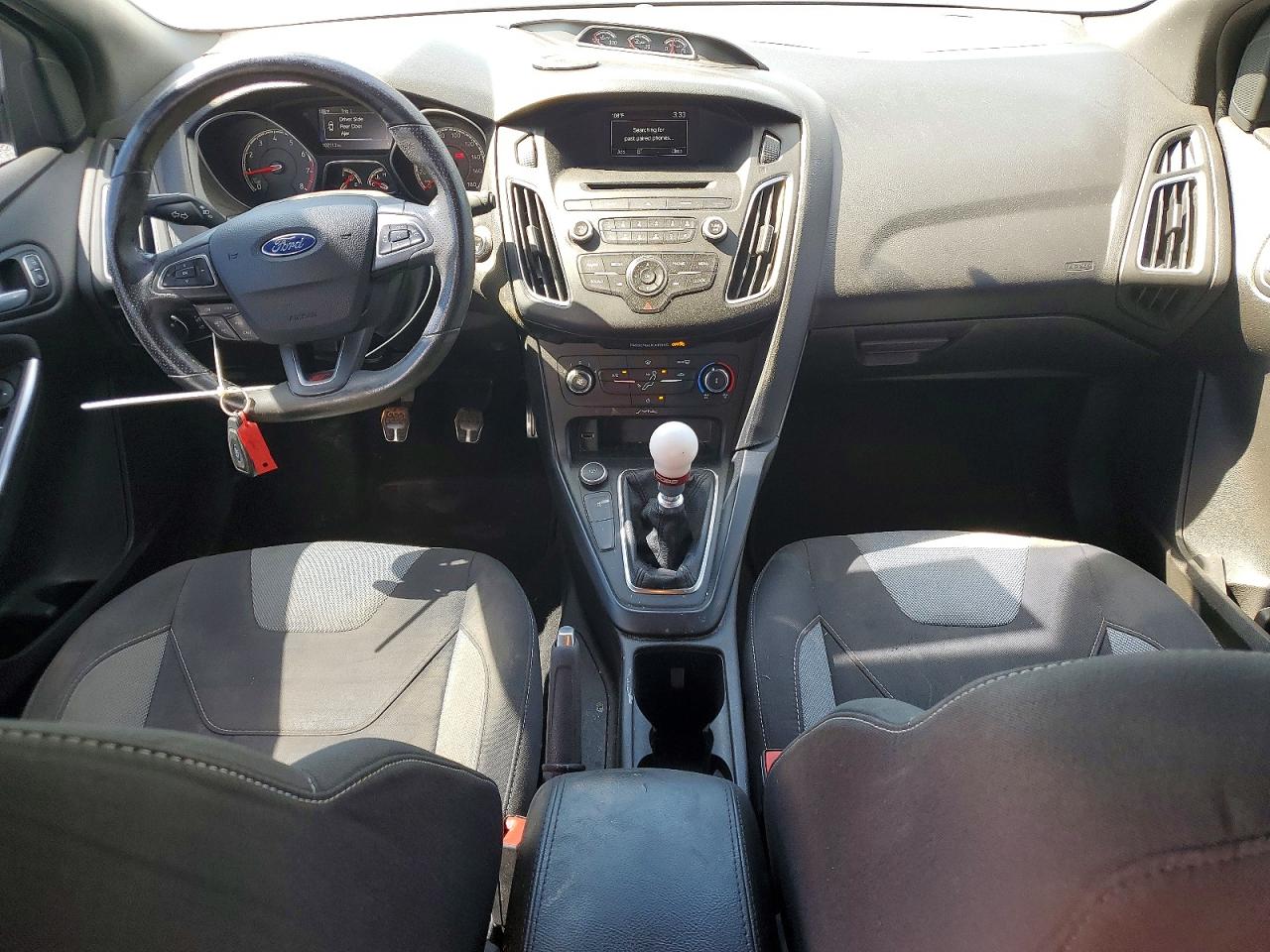 2017 FORD FOCUS