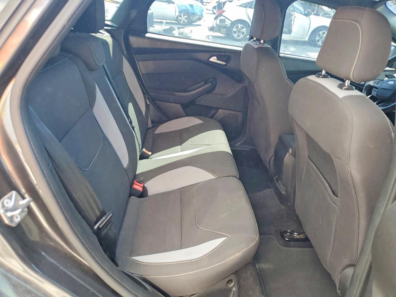 2017 FORD FOCUS