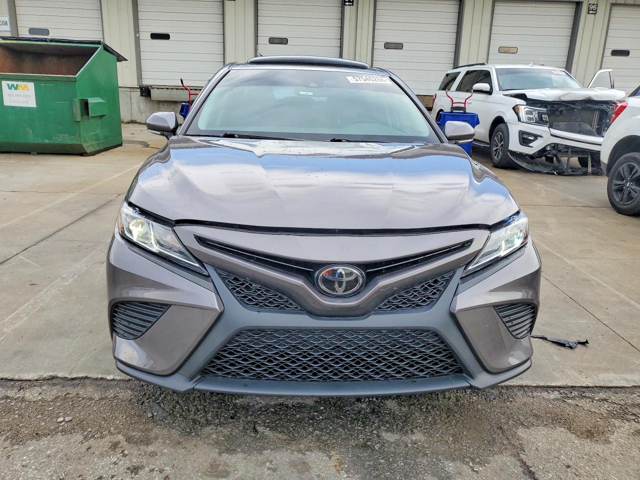 2018 TOYOTA CAMRY