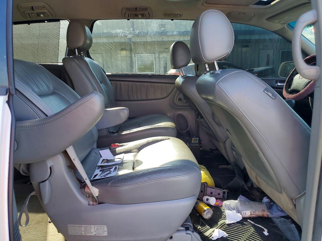 2006 TOYOTA SIENNA