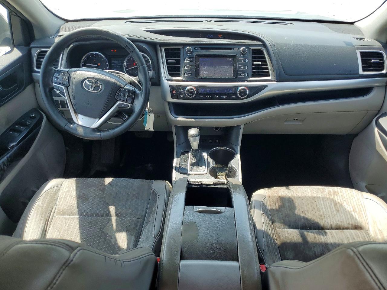 2015 TOYOTA HIGHLANDER