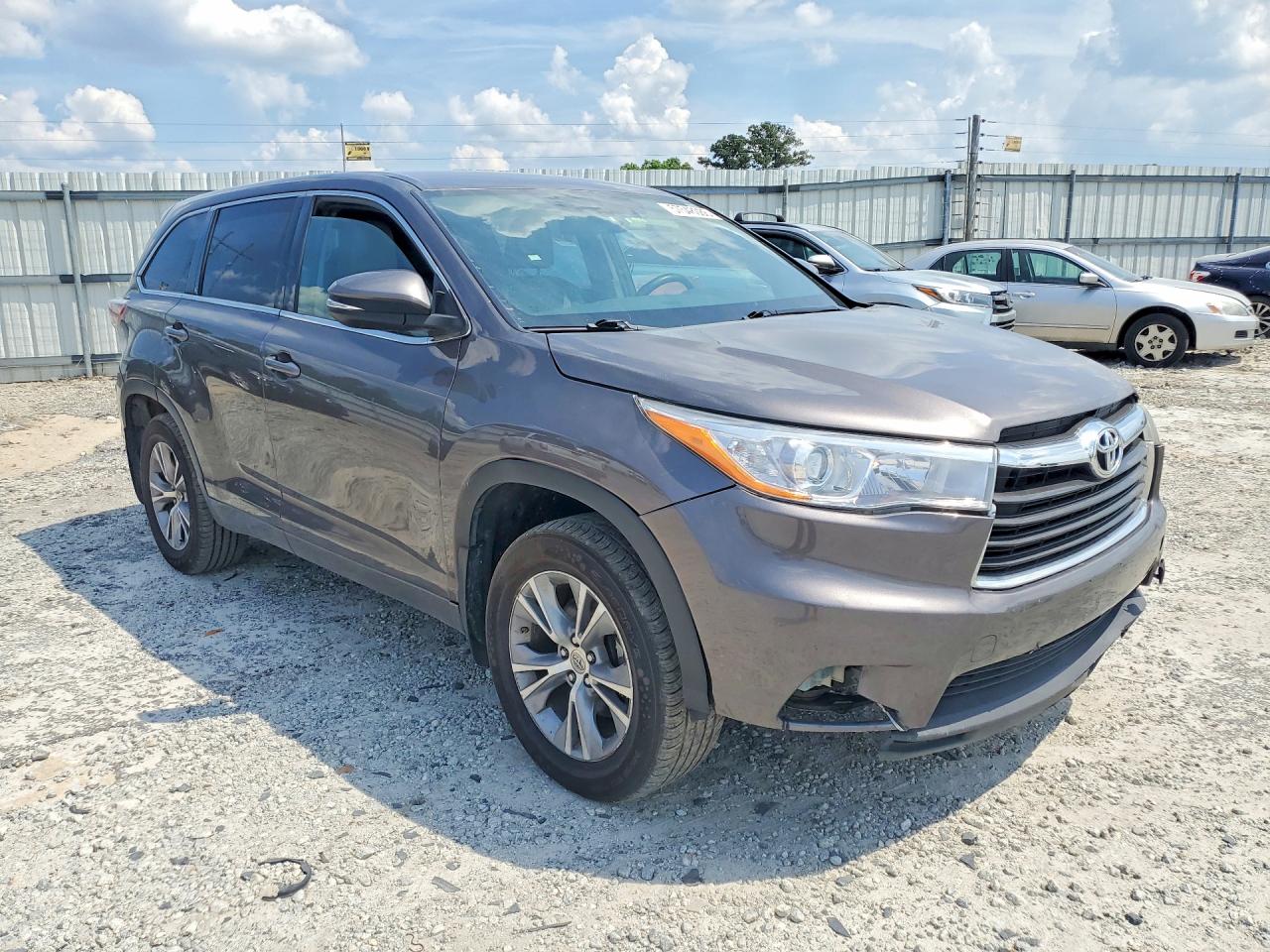 2015 TOYOTA HIGHLANDER